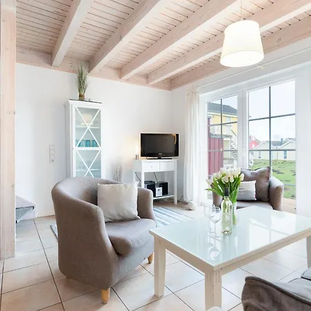 Iris Strandhus Holiday home