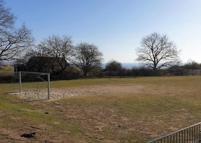 Iris Strandhus Nyaraló *