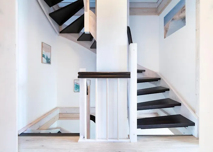 Iris Strandhus Nyaraló